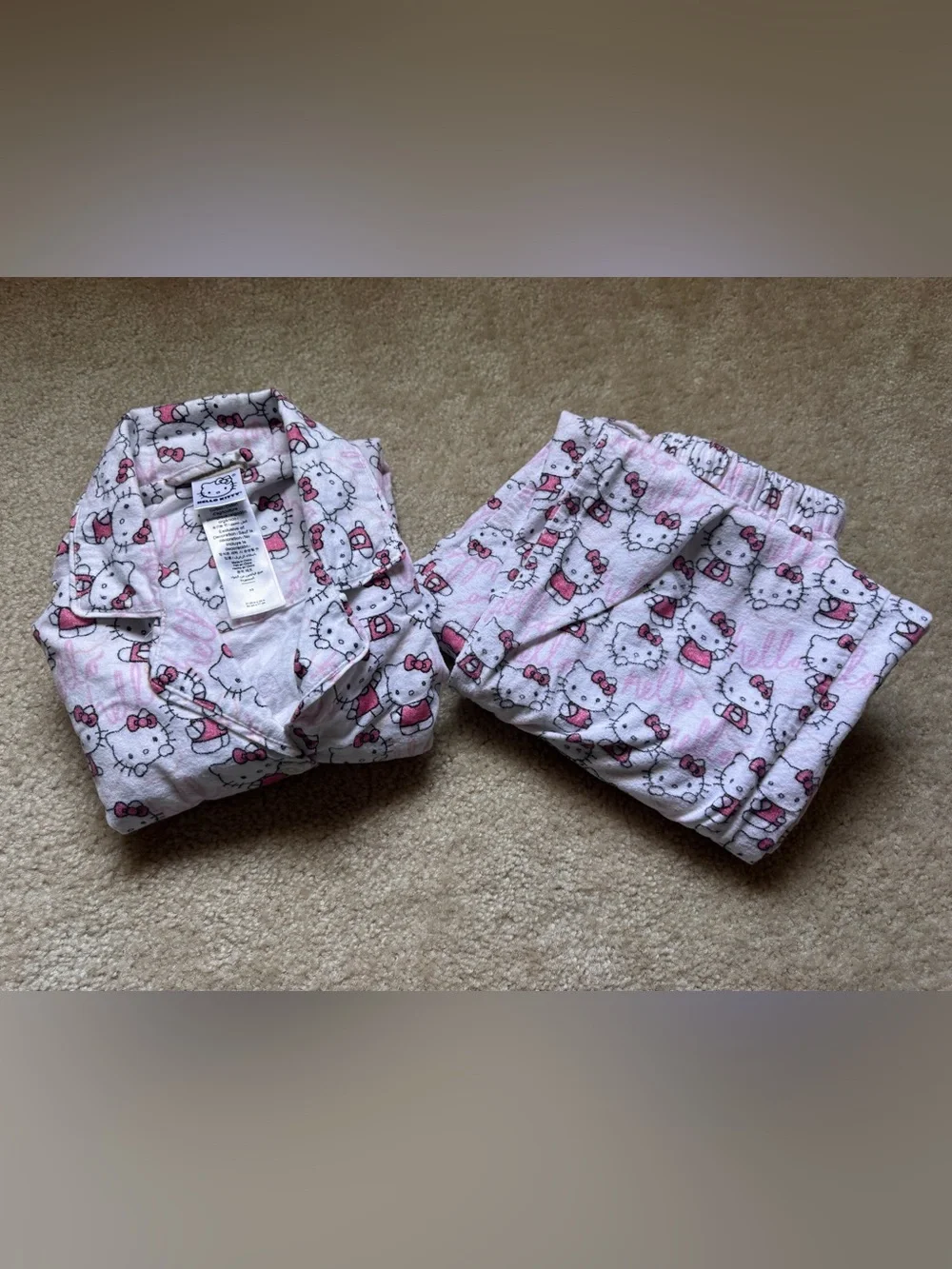 Pottery Barn Teen Hello Kitty Pink and White Pajama Set